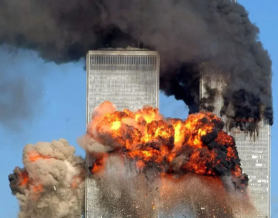 História: Cão salva seu dono, e dezenas de pessoas nos ataques às torres gêmeas, em 11 de setembro de 2001.